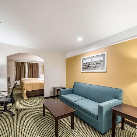 Quality Inn & Suites Seaworld North San Antonio Dış mekan fotoğraf