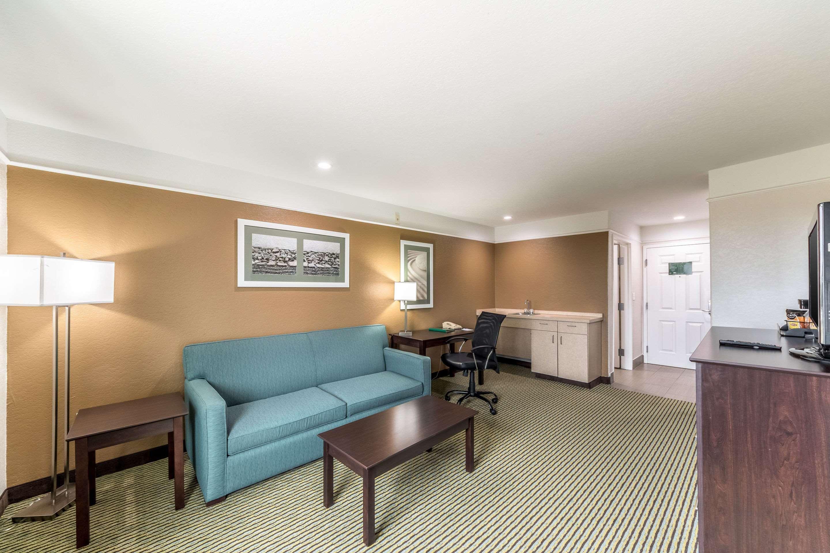 Quality Inn & Suites Seaworld North San Antonio Dış mekan fotoğraf