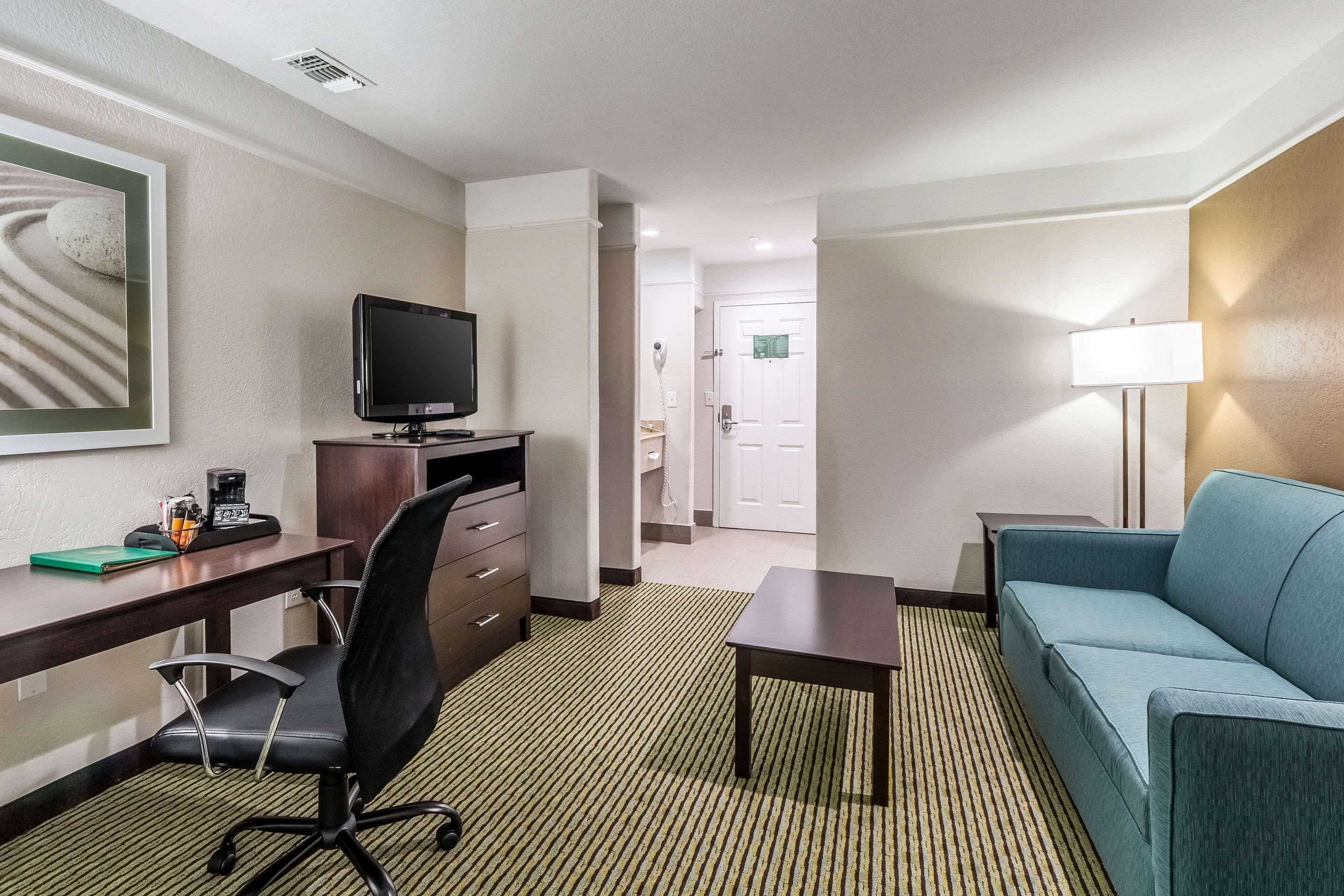 Quality Inn & Suites Seaworld North San Antonio Dış mekan fotoğraf