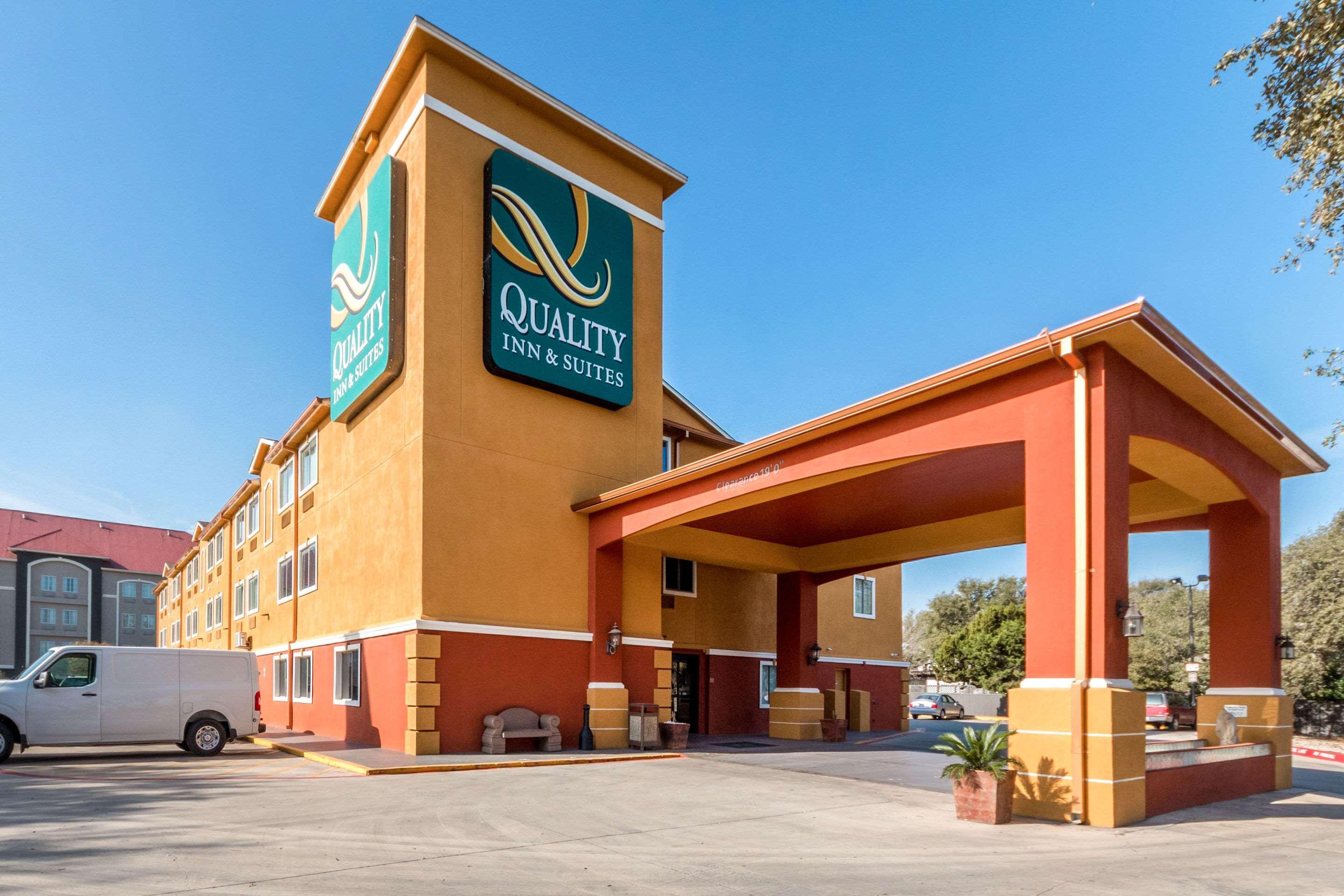 Quality Inn & Suites Seaworld North San Antonio Dış mekan fotoğraf