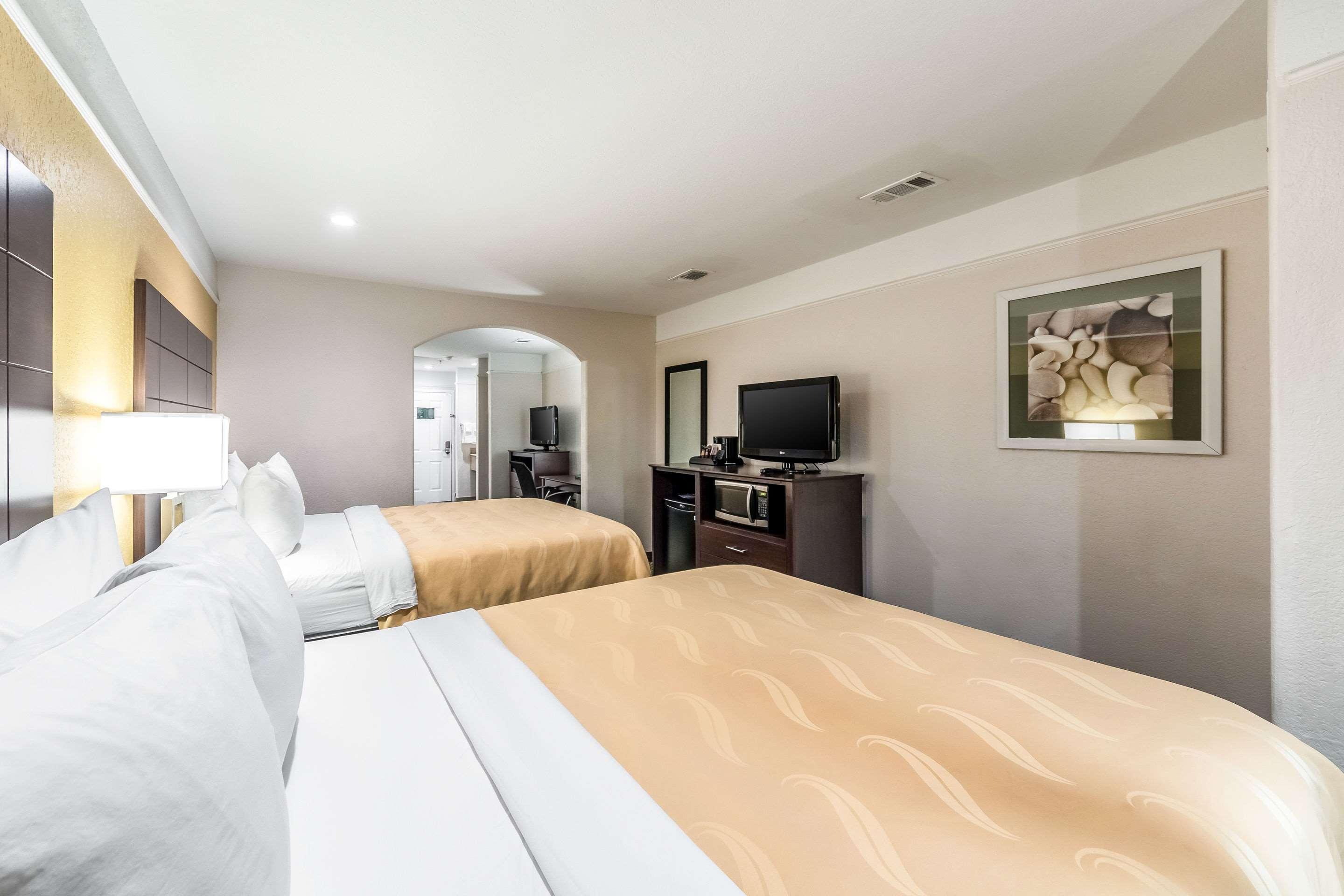 Quality Inn & Suites Seaworld North San Antonio Dış mekan fotoğraf