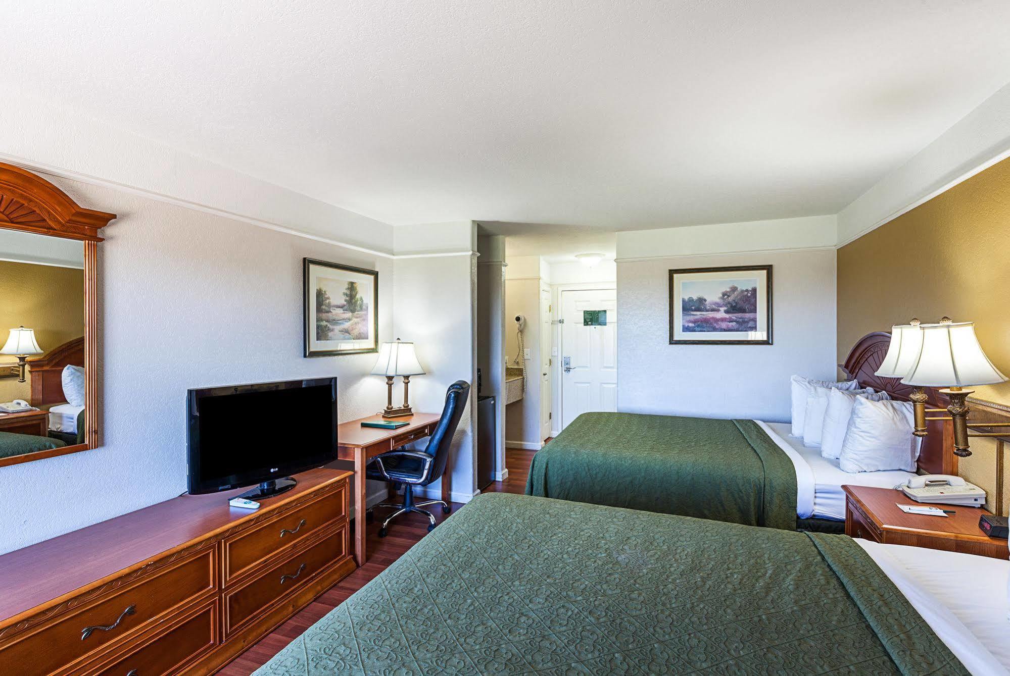 Quality Inn & Suites Seaworld North San Antonio Dış mekan fotoğraf